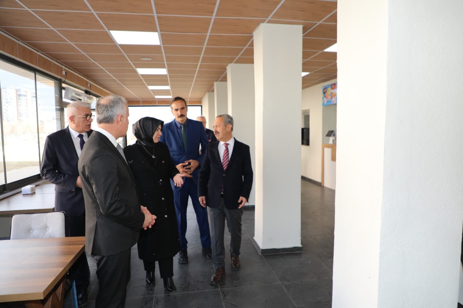 Milletvekili Toy’dan Okullar Bölgesi Çıkartması Milletvekili Toy’dan Okullar Bölgesi Çıkartması