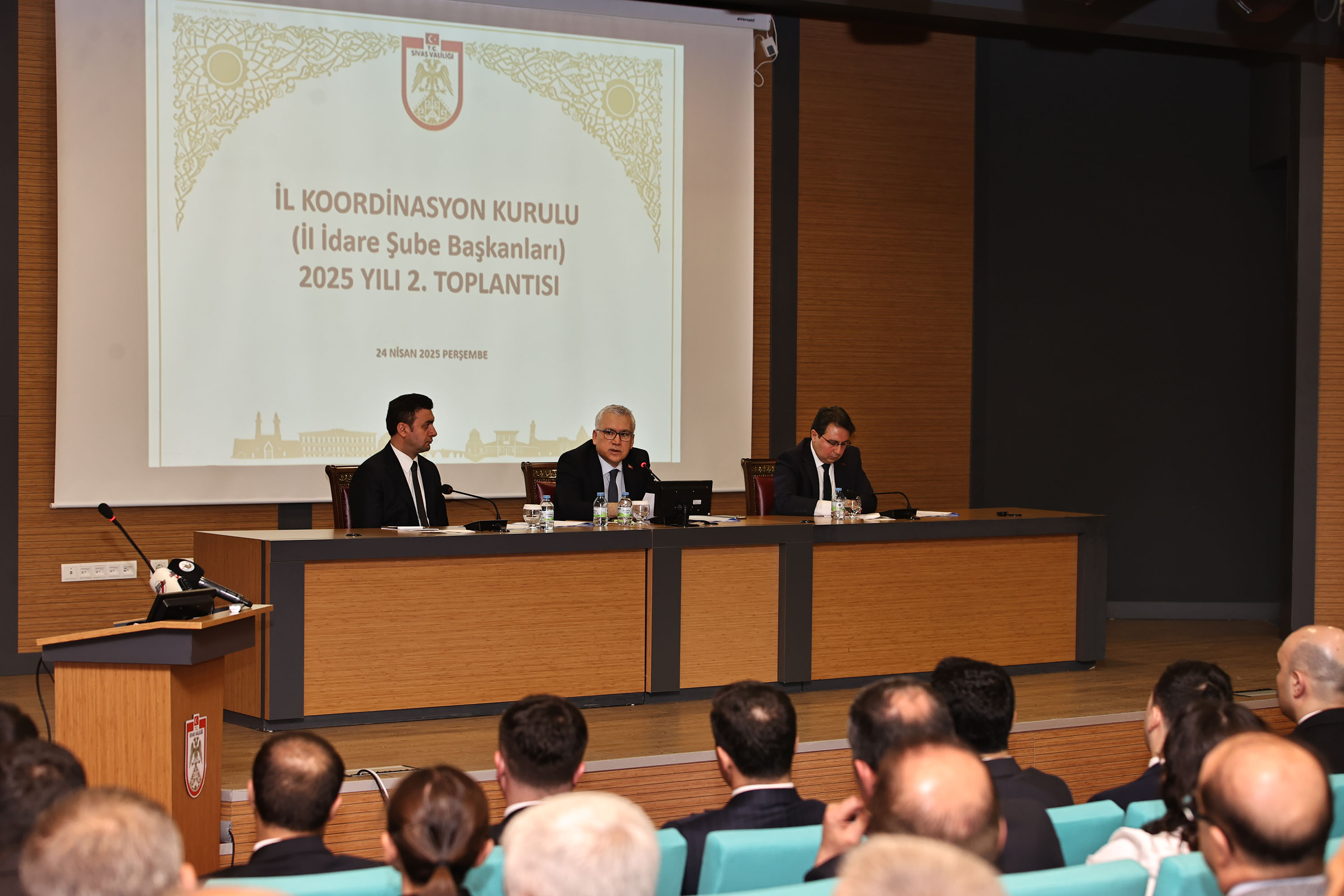 İl Koordinasyon Kurulu'nun 2025 Yılı İkinci Toplantısı Gerçekleştirildi İl Koordinasyon Kurulu'nun 2025 Yılı İkinci Toplantısı Gerçekleştirildi