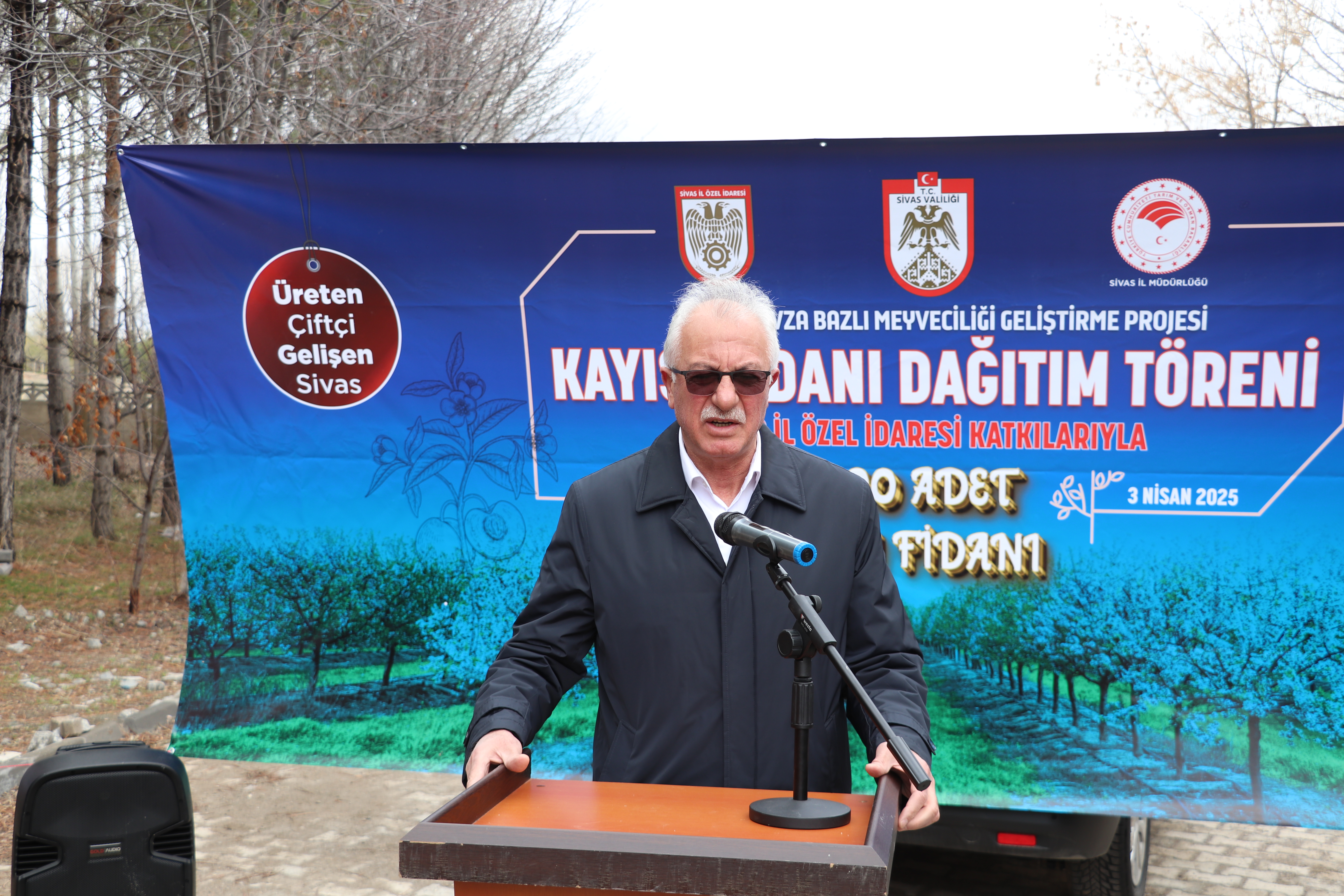 Kangal İlçemizde Kayısı Fidanları Üreticilerimizle Buluştu