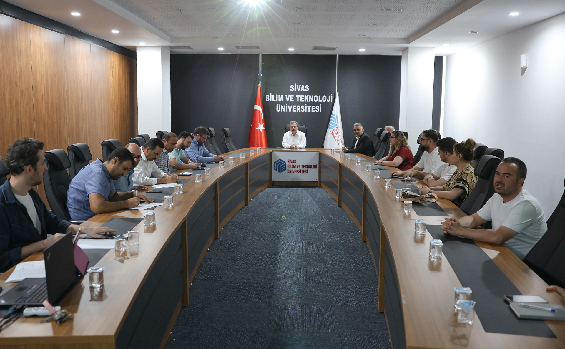 SBTÜ’DE SEKTÖR-AKADEMİSYEN TOPLANTILARI DÜZENLENDİ SBTÜ’DE SEKTÖR-AKADEMİSYEN TOPLANTILARI DÜZENLENDİ