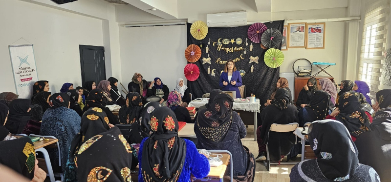 BÜYÜKŞEHİR’DEN KADINLARA ŞİDDETLE MÜCADELEDE DESTEK