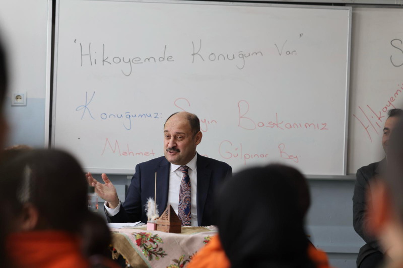 BAŞKAN GÜLPINAR, “HİKAYEMDE KONUĞUM VAR” ETKİNLİĞİNDE ÖĞRENCİLERLE BULUŞTU BAŞKAN GÜLPINAR, “HİKAYEMDE KONUĞUM VAR” ETKİNLİĞİNDE ÖĞRENCİLERLE BULUŞTU