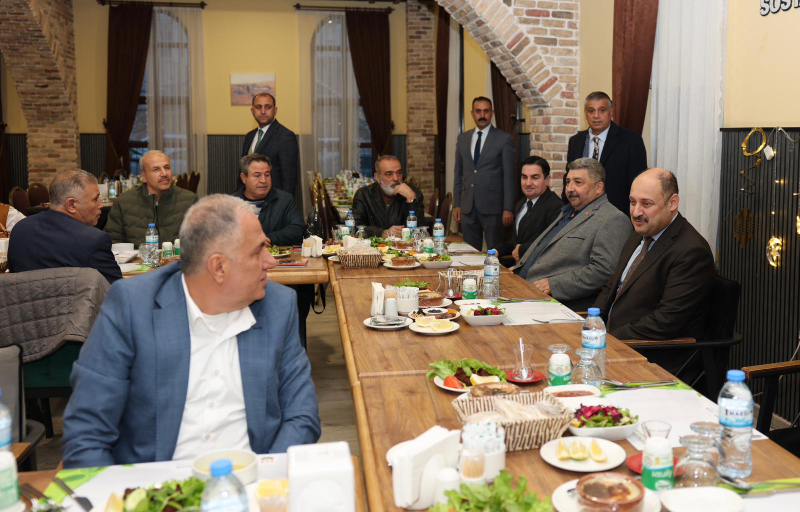 BAŞKAN GÜLPINAR, BASIN MENSUPLARIYLA İFTARDA BULUŞTU