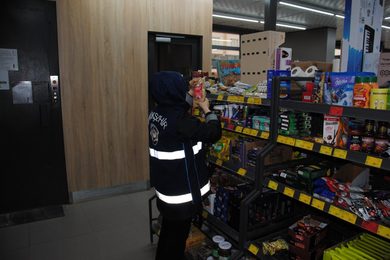 BÜYÜKŞEHİR ZABITASINDAN BAYRAM ÖNCESİ GIDA GÜVENLİĞİ ALARMI BÜYÜKŞEHİR ZABITASINDAN BAYRAM ÖNCESİ GIDA GÜVENLİĞİ ALARMI