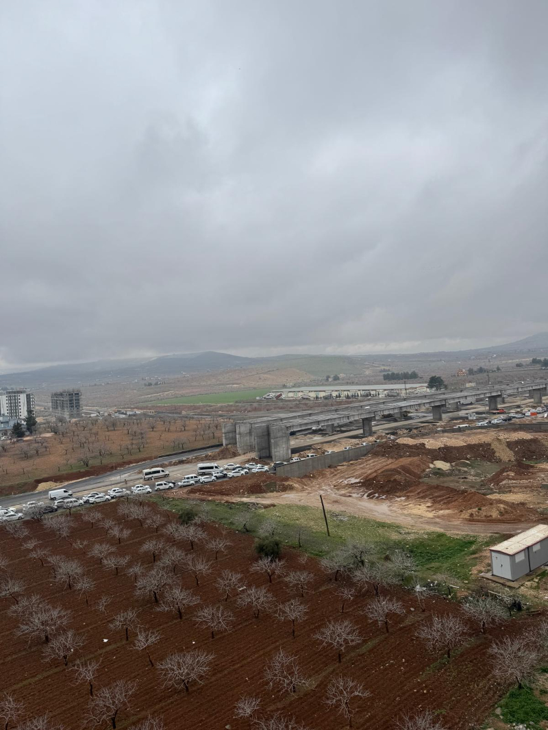 Karaköprü–Diyarbakır Yolundaki Kavşak Çalışması Bitmiyor: Vatandaş Tepkili