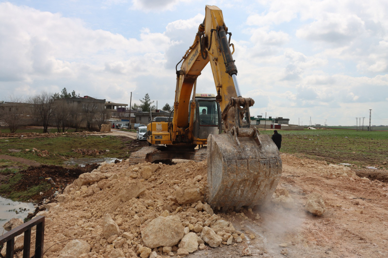 BÜYÜKŞEHİR, VİRANŞEHİR KIRSALINDA SEL HASARINI ONARIYOR