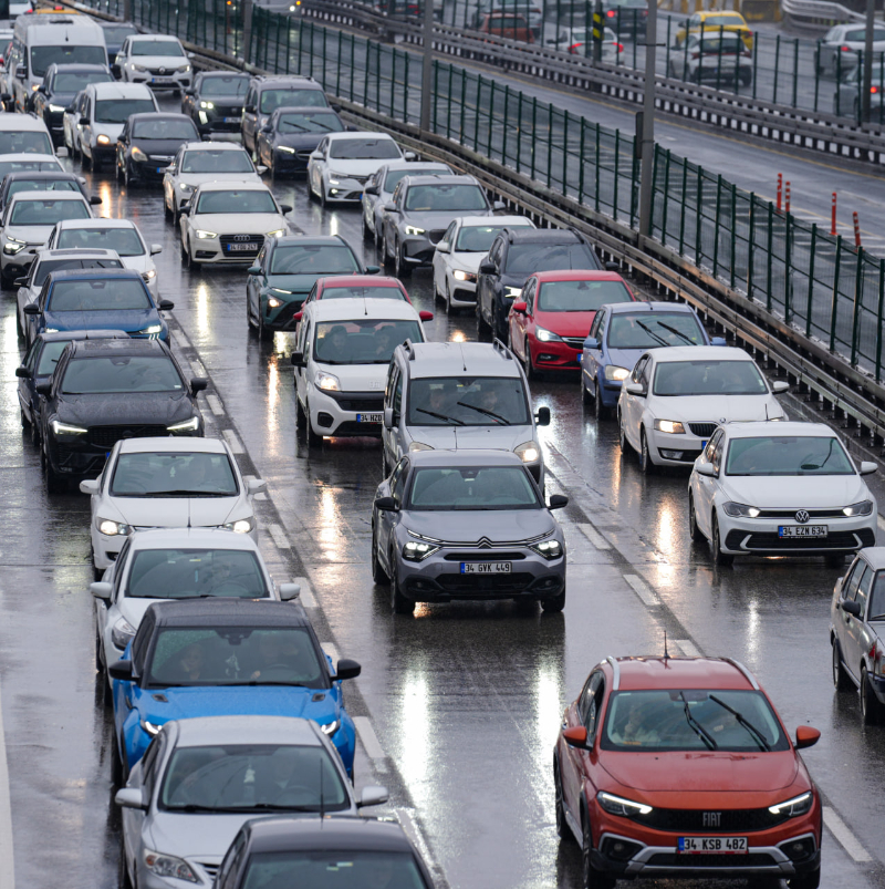 İçişleri Bakanlığı’ndan plaka ve araç ekipmanlarıyla ilgili yeni kararlar