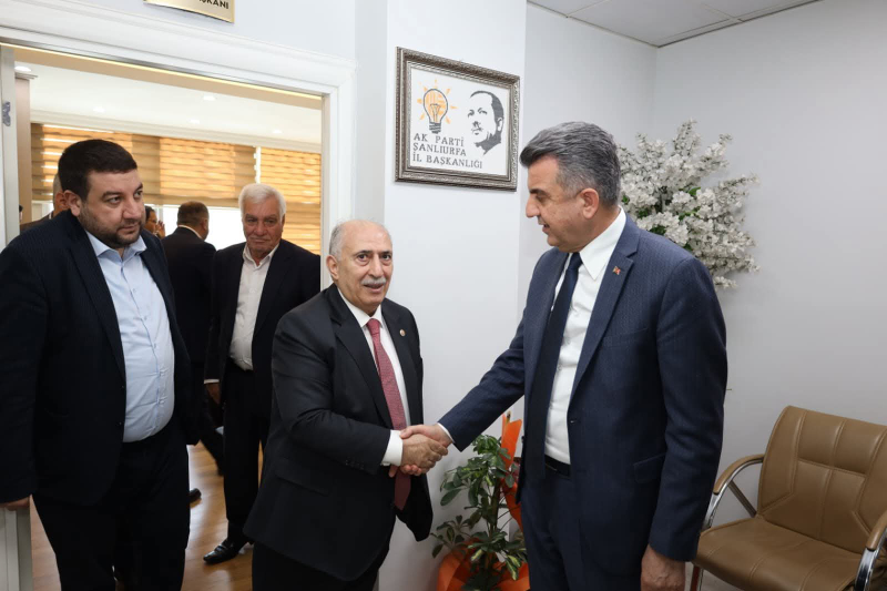 Mehmet Akyürek’ten İlhami Günbeği’ne övgü dolu sözler