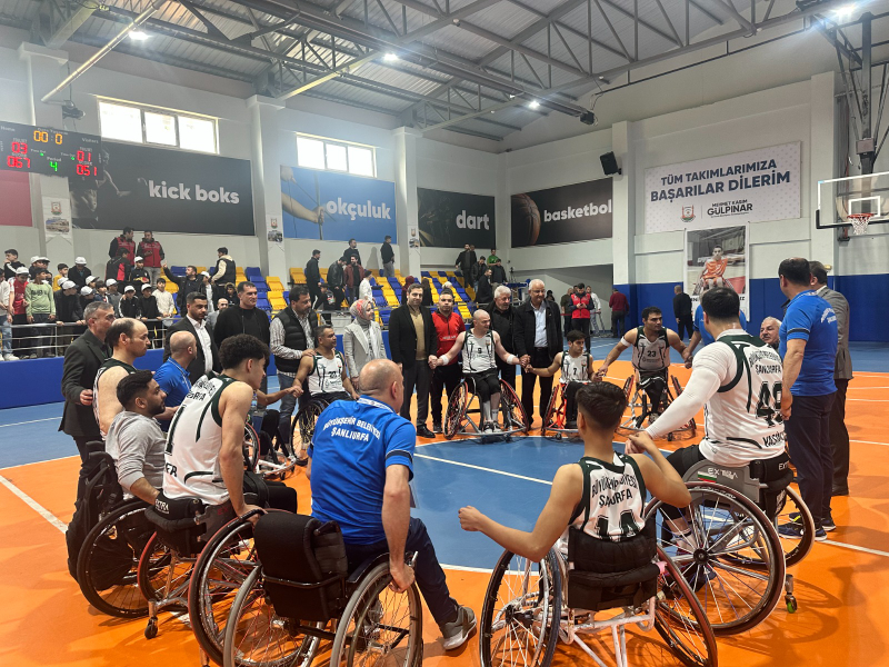 GÜNEYDOĞU DERBİSİNİN KAZANANI ŞANLIURFA BÜYÜKŞEHİR OLDU