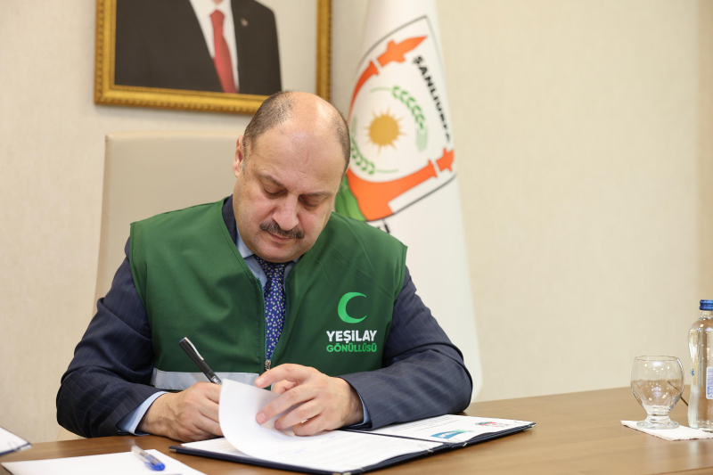 ŞANLIURFA BÜYÜKŞEHİR BELEDİYESİ İLE YEŞİLAY ARASINDA İŞ BİRLİĞİ PROTOKOLÜ