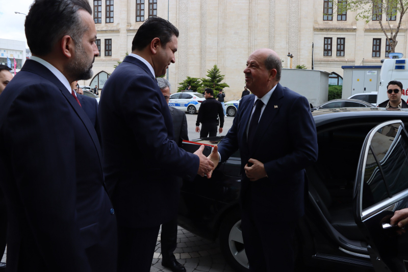 KKTC ESKİ CUMHURBAŞKANI TATAR’DAN ŞANLIURFA BÜYÜKŞEHİR BELEDİYESİ’NE ZİYARET