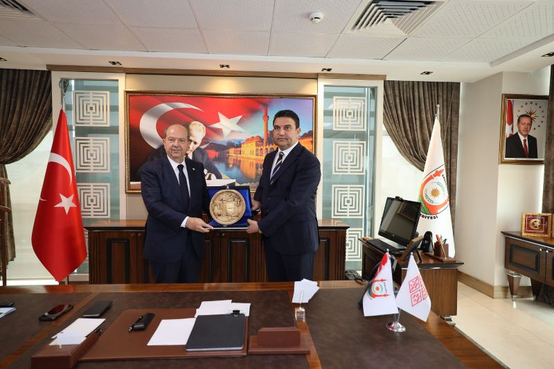 KKTC ESKİ CUMHURBAŞKANI TATAR’DAN ŞANLIURFA BÜYÜKŞEHİR BELEDİYESİ’NE ZİYARET