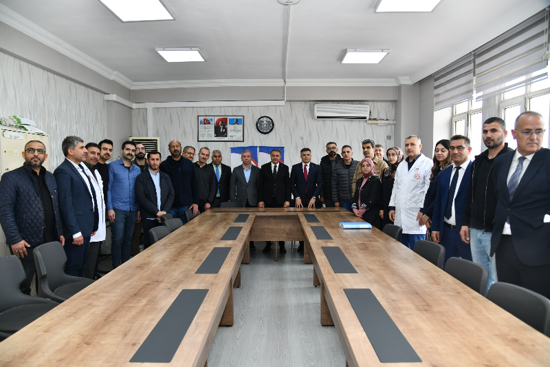 Vali Şıldak’tan Eğitime Yakın Markaj: Yeni Haftaya Okul Ziyaretleriyle Başladı