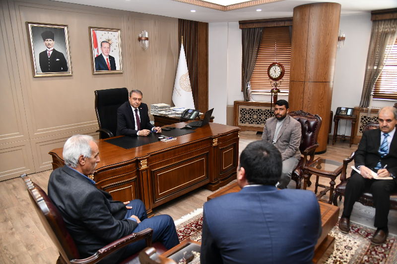 Vali Şıldak’tan "Muhtar" Mesaisi: Talepler Bir Bir Not Alınıyor!