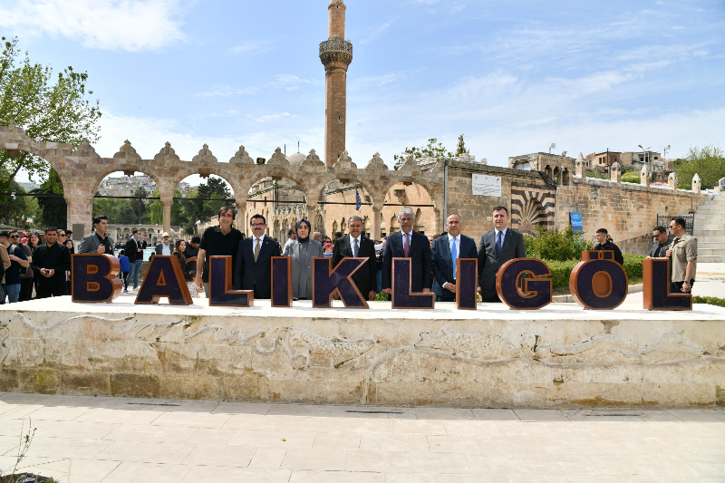 Şanlıurfa’da turizmin kalbi konumundaki Balıklıgöl, önemli bir ziyaret ve incelemeye ev sahipliği yaptı.