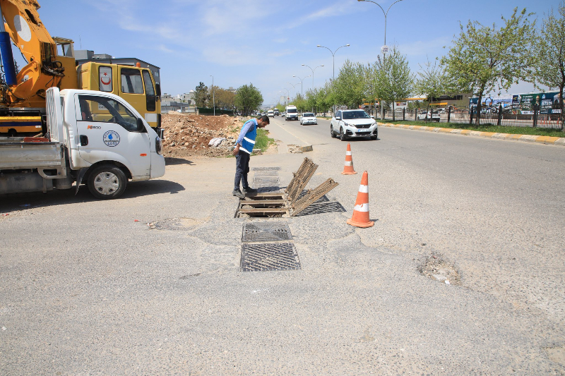 ŞUSKİ Ekipleri Alarmda: Yağışlara Karşı 7/24 Sahadalar