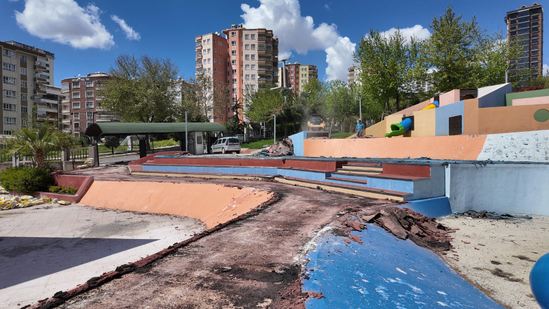 ÇOCUK OYUN DÜNYASI YENİLENİYOR