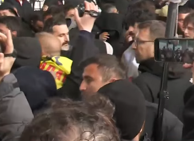 İstanbul’da 1 Mayıs Gerginliği: Taksim Yolunda Müdahale ve Gözaltılar