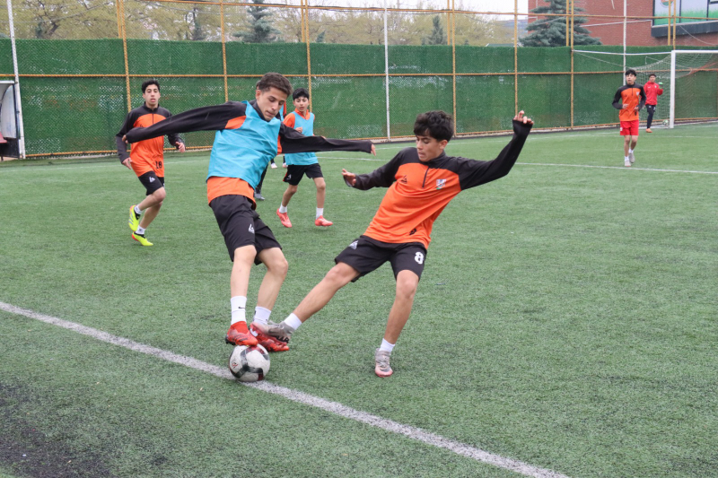 ŞANLIURFA BÜYÜKŞEHİR BELEDİYESİ, GELECEĞİN FUTBOLCULARINI YETİŞTİRİYOR