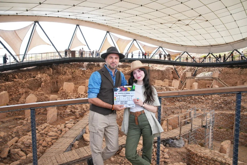 Şanlıurfa Dev Prodüksiyona Ev Sahipliği Yaptı: Engin Altan Düzyatan ve Özge Gürel Şehrin Tarihi Sokaklarında!