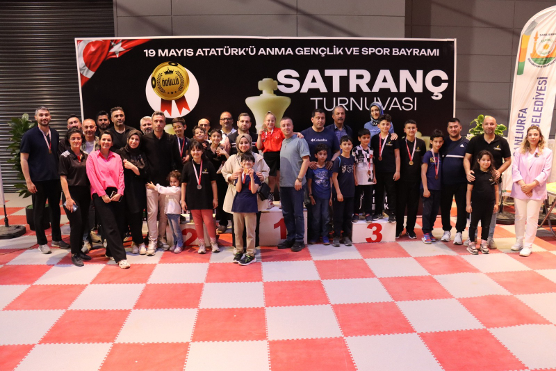 GENÇLİK HAFTASI SATRANÇ TURNUVASI BAŞLADI