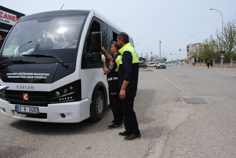 ŞANLIURFA’DA TOPLU TAŞIMA ARAÇLARI MERCEK ALTINDA