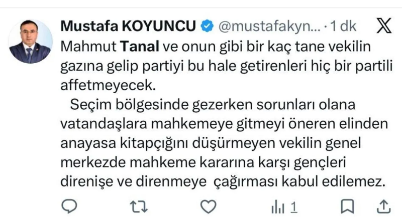 CHP Şanlıurfa’da Kırsal Telsiz Karıştı: Silinen "Mahmut Tanal" Paylaşımı Deprem Etkisi Yarattı CHP Şanlıurfa’da Kırsal Telsiz Karıştı: Silinen "Mahmut Tanal" Paylaşımı Deprem Etkisi Yarattı