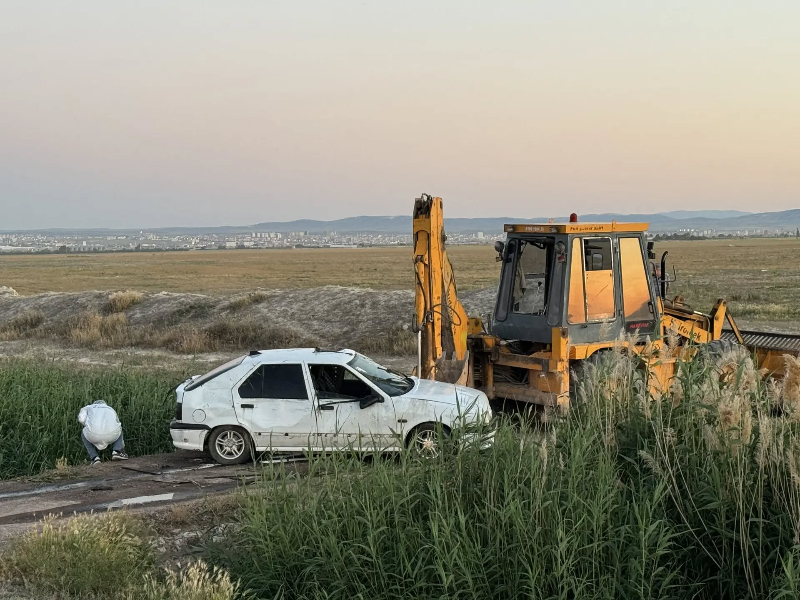 KARAMAN’DA EKMEK PARASI İÇİN ÇIKILAN YOLDA FACİA: ŞANLIURFALI 3 KÜÇÜK KARDEŞ HAYATINI KAYBETTİ! KARAMAN’DA EKMEK PARASI İÇİN ÇIKILAN YOLDA FACİA: ŞANLIURFALI 3 KÜÇÜK KARDEŞ HAYATINI KAYBETTİ!