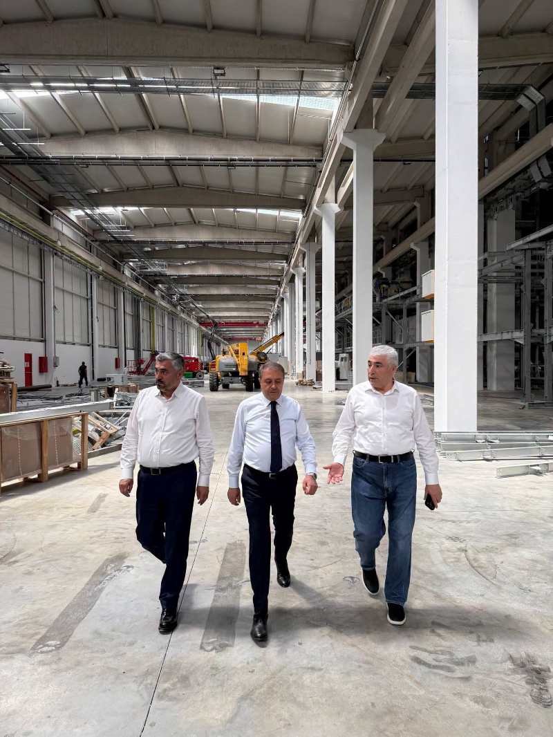 Şanlıurfa Valisi Hasan Şıldak, Ankara’da faaliyet gösteren ve Türkiye’nin enerji sektöründeki devlerinden biri olan Astor Enerji’yi ziyaret etti.