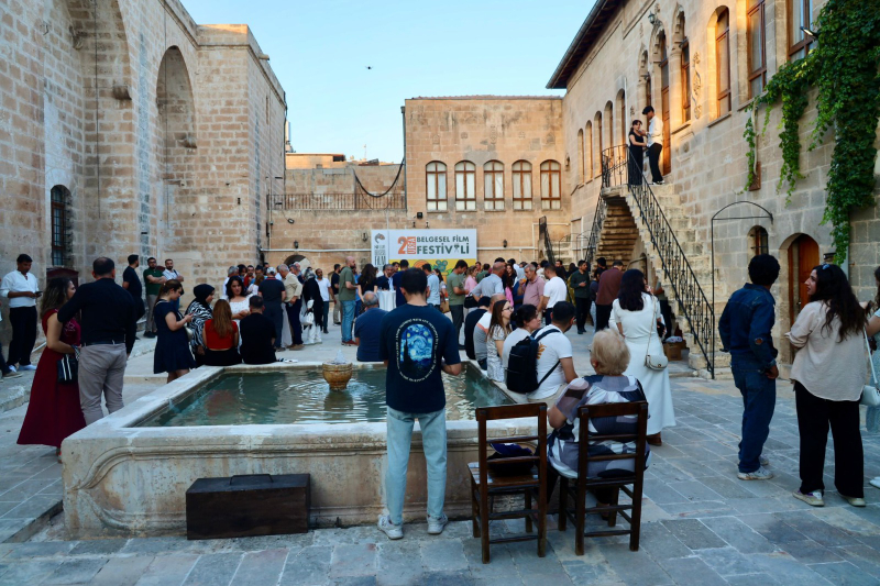 2. URFA BELGESEL FİLM FESTİVALİ BAŞLADI 2. URFA BELGESEL FİLM FESTİVALİ BAŞLADI