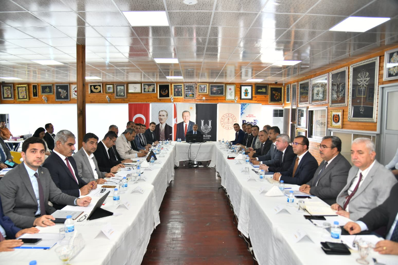 HALFETİ’DE İL EĞİTİM DEĞERLENDİRME TOPLANTISI GERÇEKLEŞTİRİLDİ