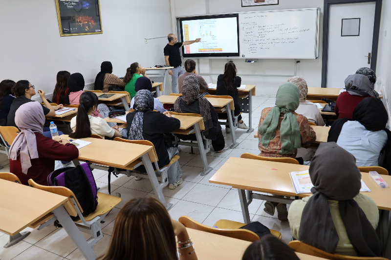 HALİLİYE’DE ÜNİVERSİTE ADAYLARINA ÜCRETSİZ YAZ KURSU