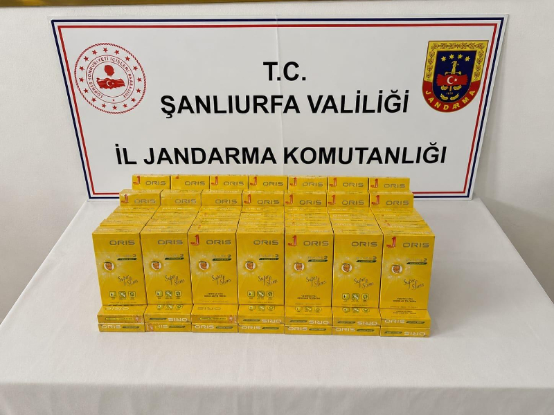 Şanlıurfa Jandarmasından Birecik ve Suruç'ta Operasyon: Çok Sayıda Kaçak Ürün Ele Geçirildi Şanlıurfa Jandarmasından Birecik ve Suruç'ta Operasyon: Çok Sayıda Kaçak Ürün Ele Geçirildi
