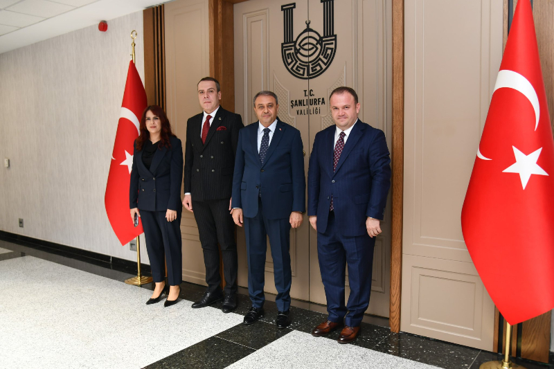 Şanlıurfa’da Mülki İdarede Görev Değişimi: Yeni İsimler Görevlerine Başladı Şanlıurfa’da Mülki İdarede Görev Değişimi: Yeni İsimler Görevlerine Başladı