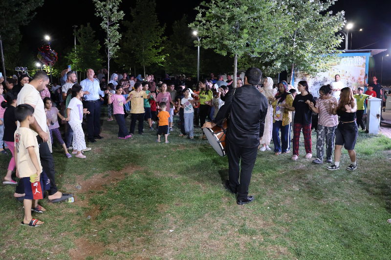HALİLİYE’DE YAZ AKŞAMLARI KONSER VE ÇOCUK ŞENLİKLERİYLE ŞENLENİYOR