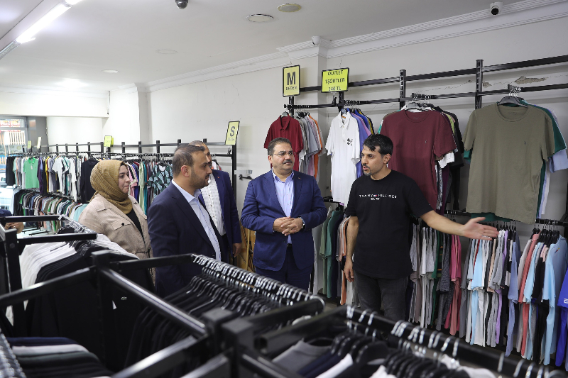 BAŞKAN CANPOLAT’TAN TEŞKİLAT BULUŞMASI VE ESNAF ZİYARETİ