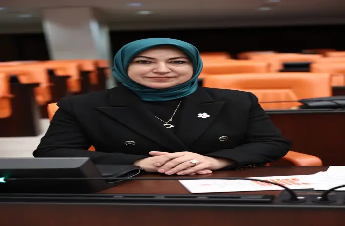 AK Parti Sivas Milletvekili ve Kadın Kolları Genel Başkan Yardımcısı Rukiye Genç Toy, 14. Divriği Hava Kampüsünü TBMM Gündemine Taşıdı