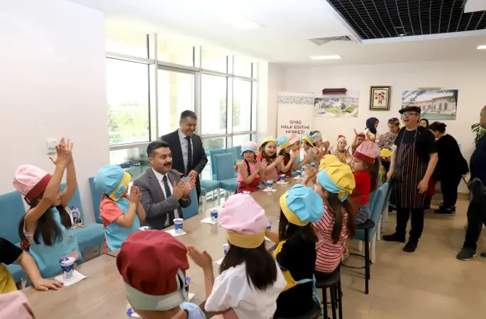 “Minik Eller Büyük İşler Projesi”