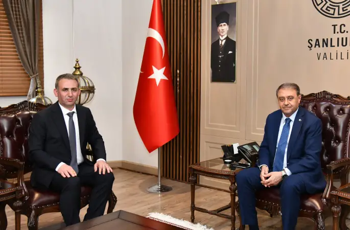 AK Parti Siverek İlçe Başkanı Özeyranoğlu’ndan Vali Şıldak’a Ziyaret