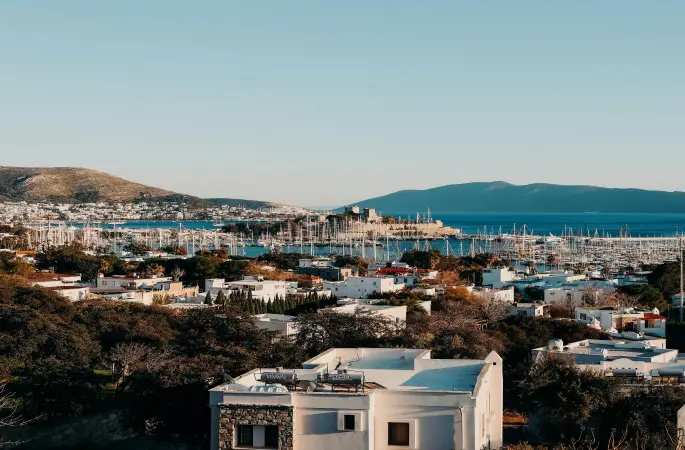 Bodrum'da Tatil Tarifesi Cep Yakıyor: Lahmacun 30, Hamburger 42 Euro!