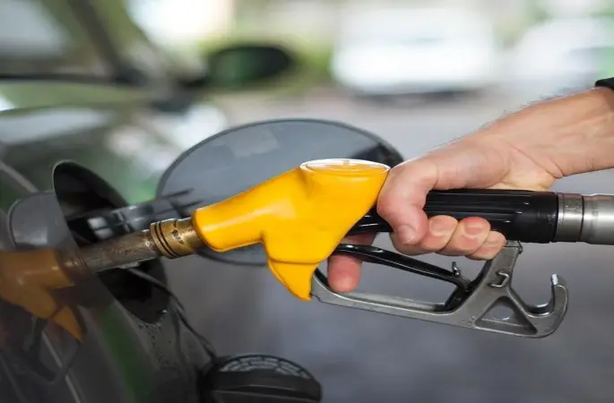 Bu Gece Motorine Büyük İndirim: 4,35 TL Düşüş Bekleniyor