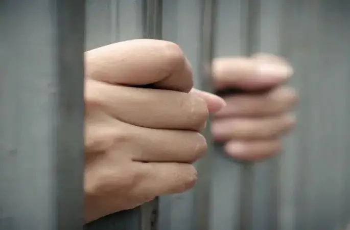 Bu Şuçları işleyenler Kalabalık İlerde Çalışamayacak