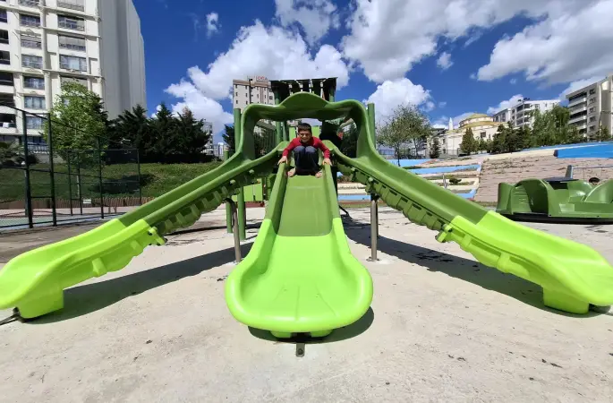 ÇOCUK OYUN DÜNYASI YENİLENİYOR