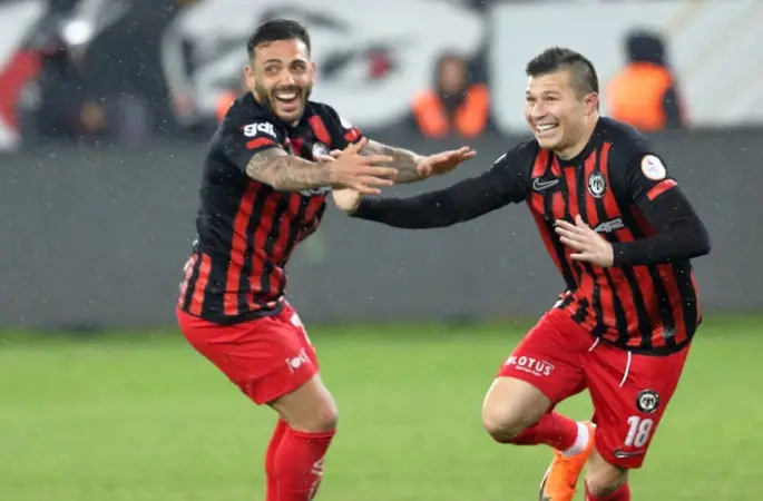 Çorum FK Destan Yazdı: Finalde Rakip Esenler Erokspor!