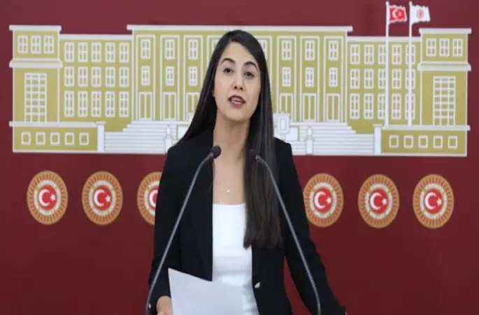 DEM Parti Şanlıurfa Milletvekili Dilan Kunt Ayan’dan TİGEM Alımlarına Sert Tepki: "Kadro Siyasi Ranta mı Teslim Ediliyor?"