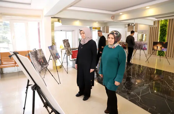Milli Eğitim Müdürlüğü AKUB birimince 6 Şubat 2023’te meydana gelen ve 11 ilde büyük bir yıkıma neden olan deprem felaketinin 2. yıldönümü dolayısıyla fotoğraf sergisi açıldı
