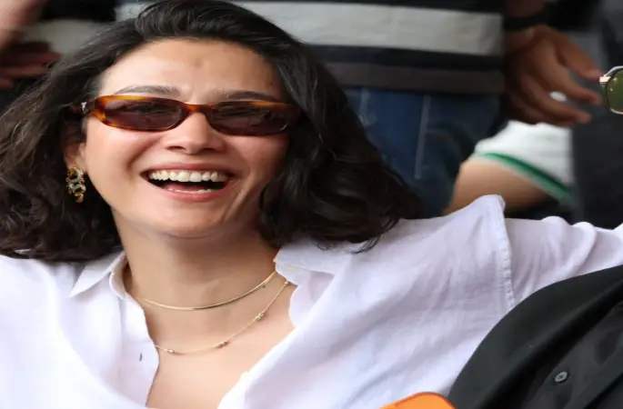 Ekranların sevilen dizisi Halef: Köklerin Çağrısı’nin oyuncuları, Şanlıurfa’da anlamlı bir destekle gündeme geldi.