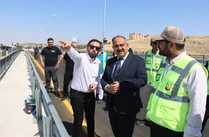 EVREN SANAYİ SİTESİ KATLI KÖPRÜLÜ KAVŞAĞI TAMAMLANDI, ARAÇ GEÇİŞLERİ BAŞLADI
