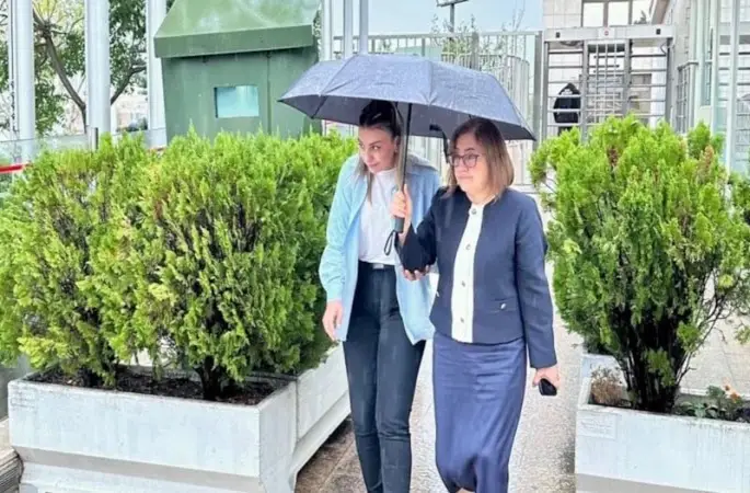 Fatma Şahin Alkışlanacak Hareket