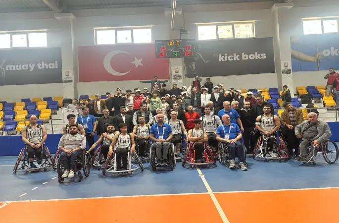 GÜNEYDOĞU DERBİSİNİN KAZANANI ŞANLIURFA BÜYÜKŞEHİR OLDU